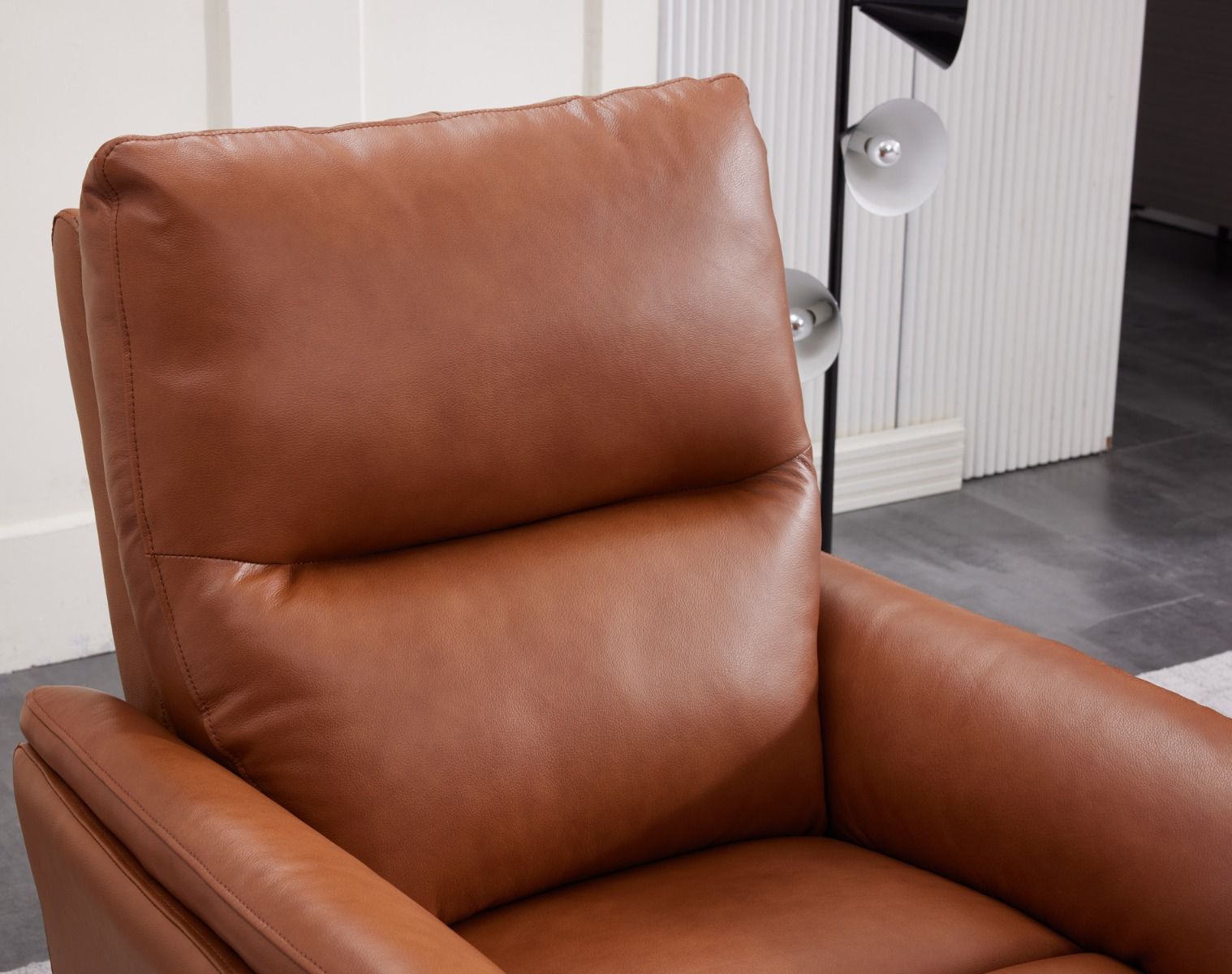 Atlanta mekanismituoli, ruskea nahka