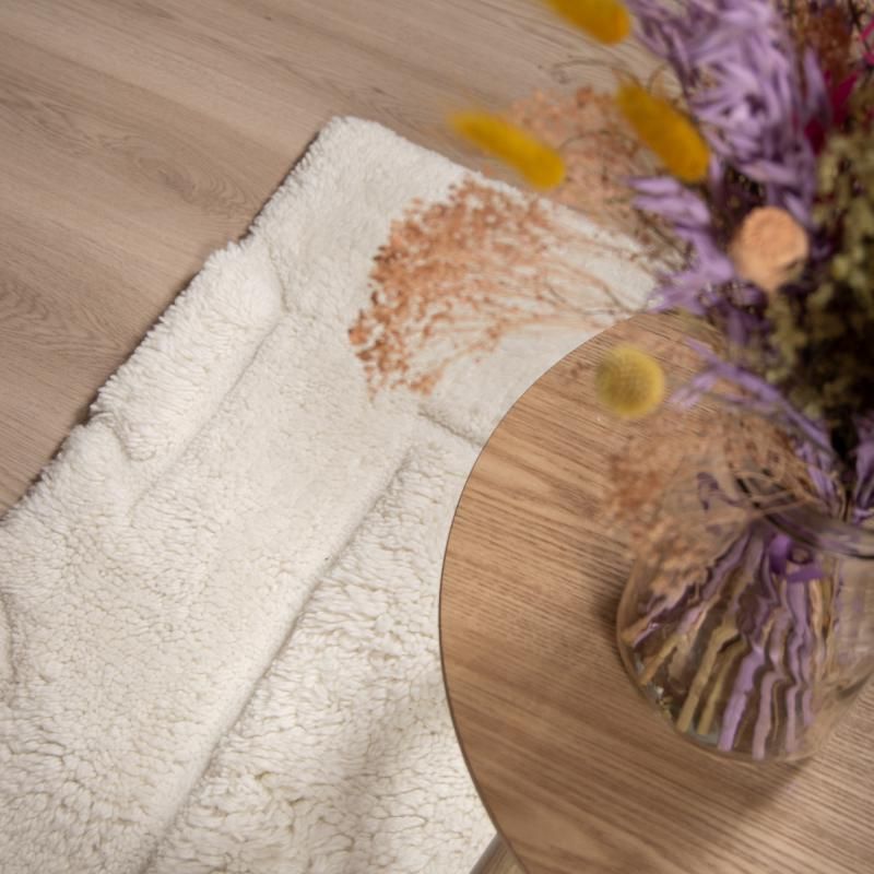 Bari villamatto, eri kokoja