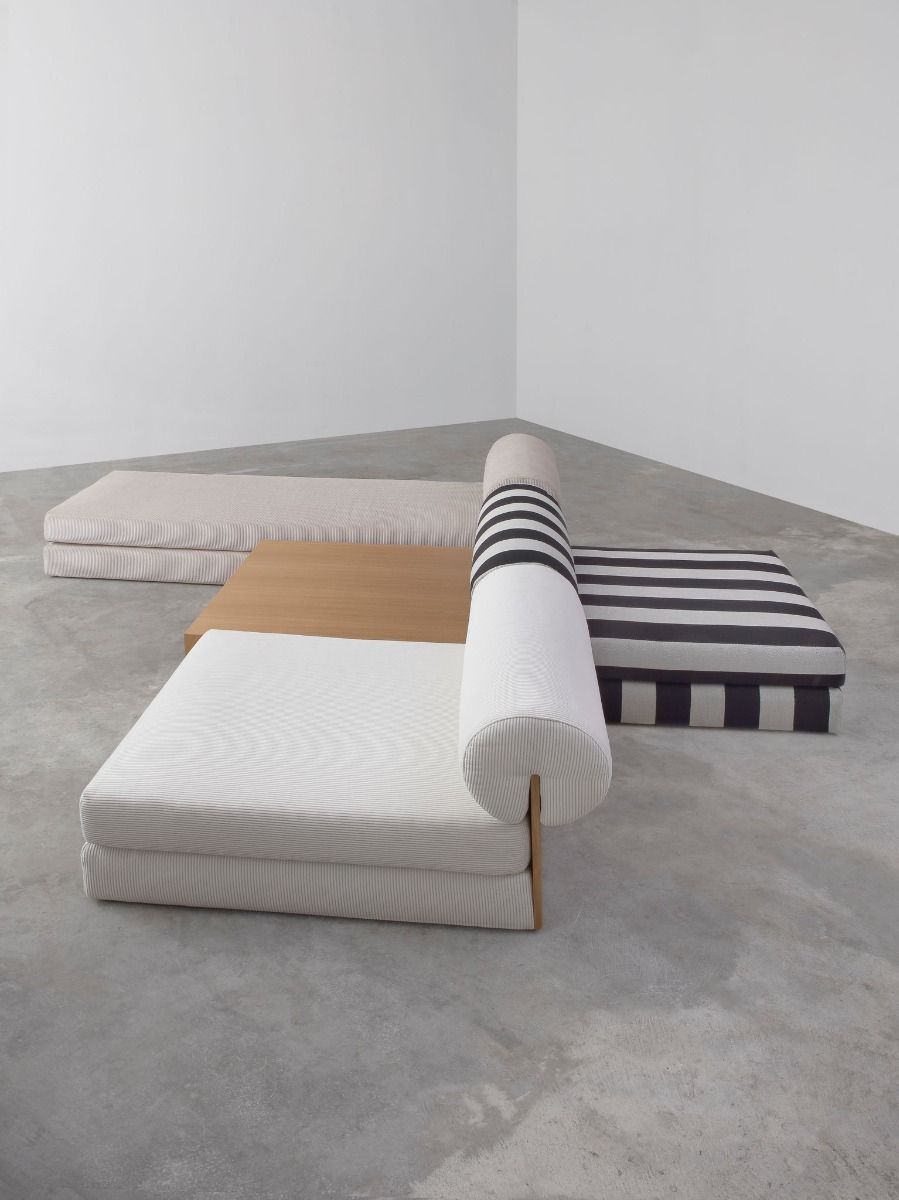 Interface Lollipop vuodetuoli, eri värejä