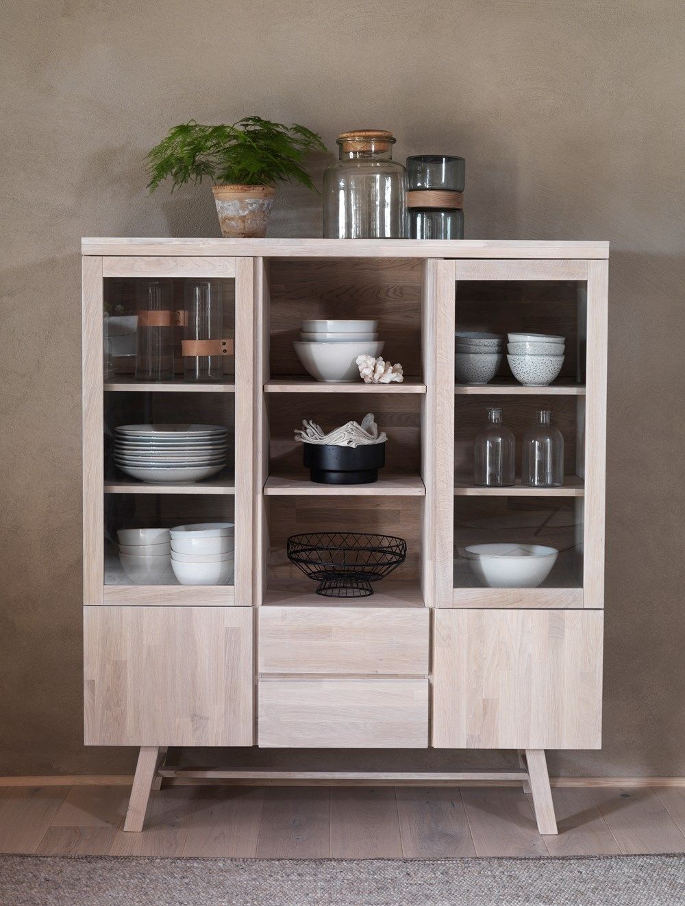 Rowico Brooklyn-vitriini, valkopesty tammi