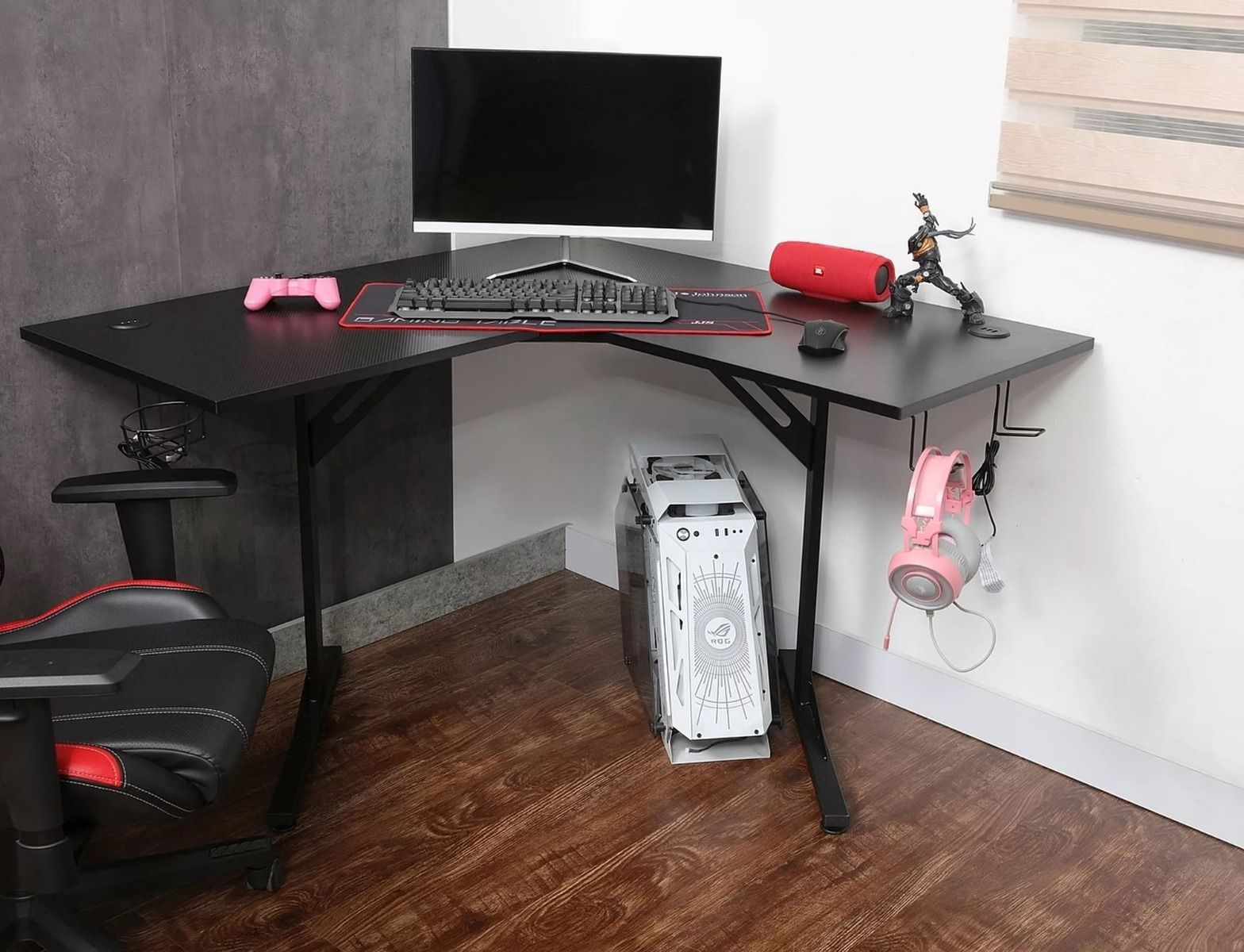 Carbon pelipöytä kulmamallinen