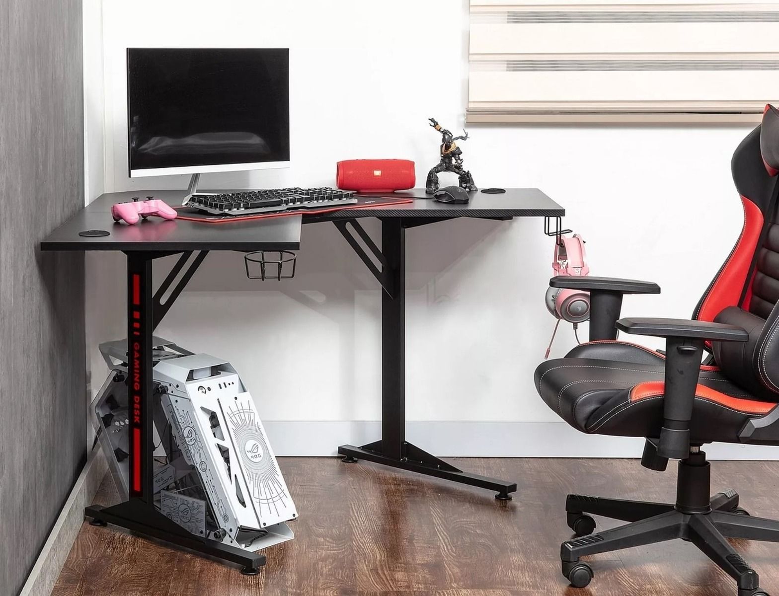 Carbon pelipöytä kulmamallinen