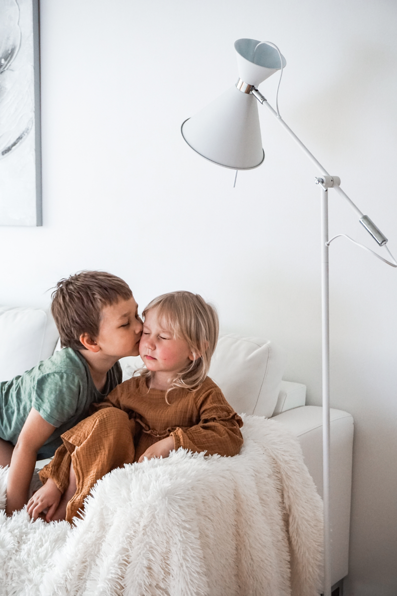 Channel lattiavalaisin