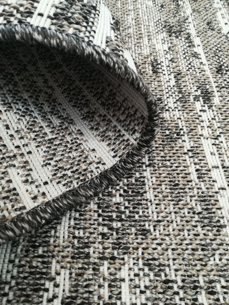 Chevas matto Tuohi, eri kokoja