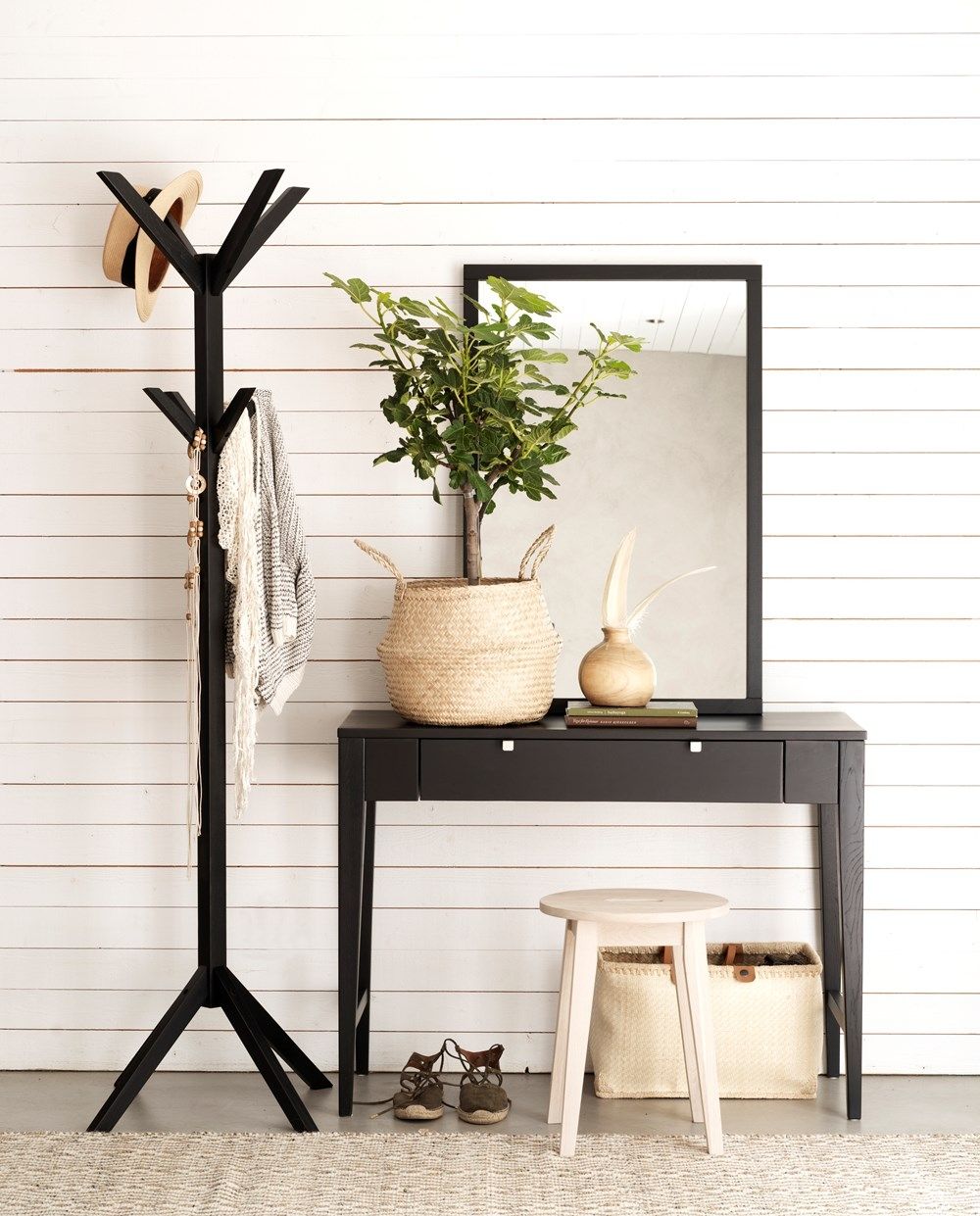 Rowico Confetti-pystynaulakko, musta