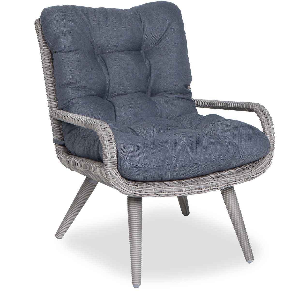 Polyrottinki nojatuoli, jossa paksu pehmuste ja käsinojat