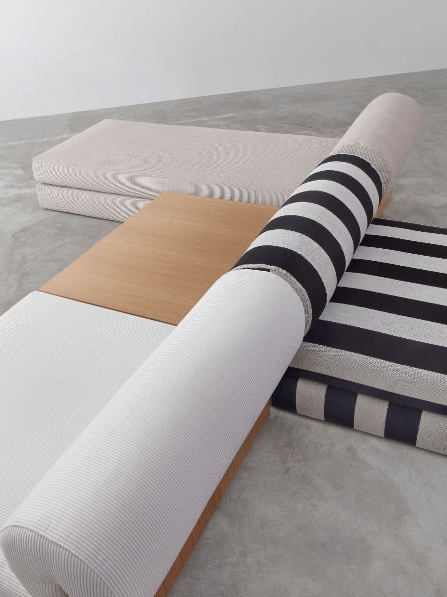 Interface Lollipop vuodetuoli, eri värejä