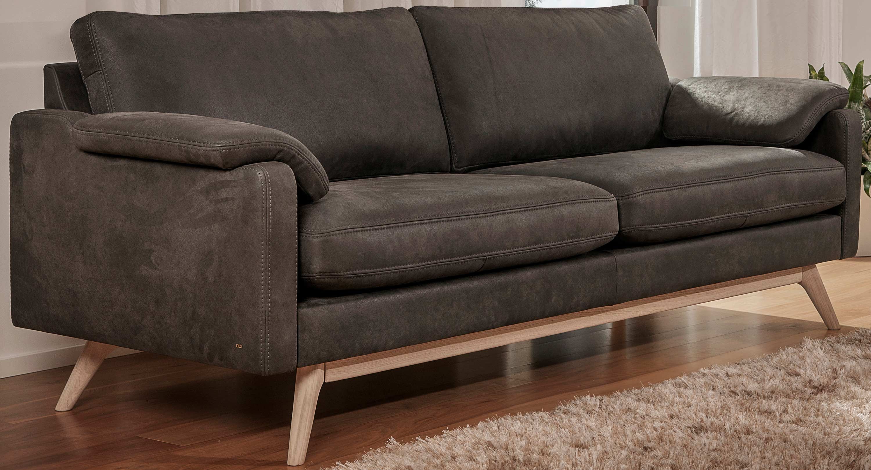 BD-Möbel Eastwood-sohva 3-ist, eri värejä!