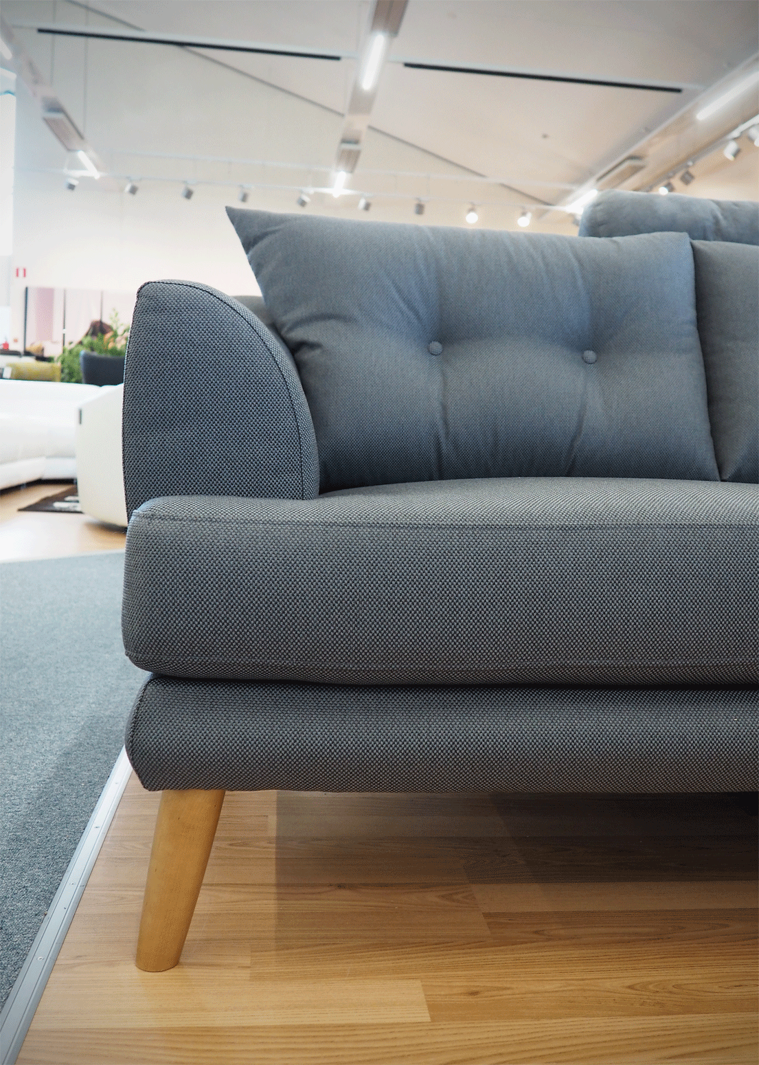 Eden divaanikulmasohva, paljon eri värejä