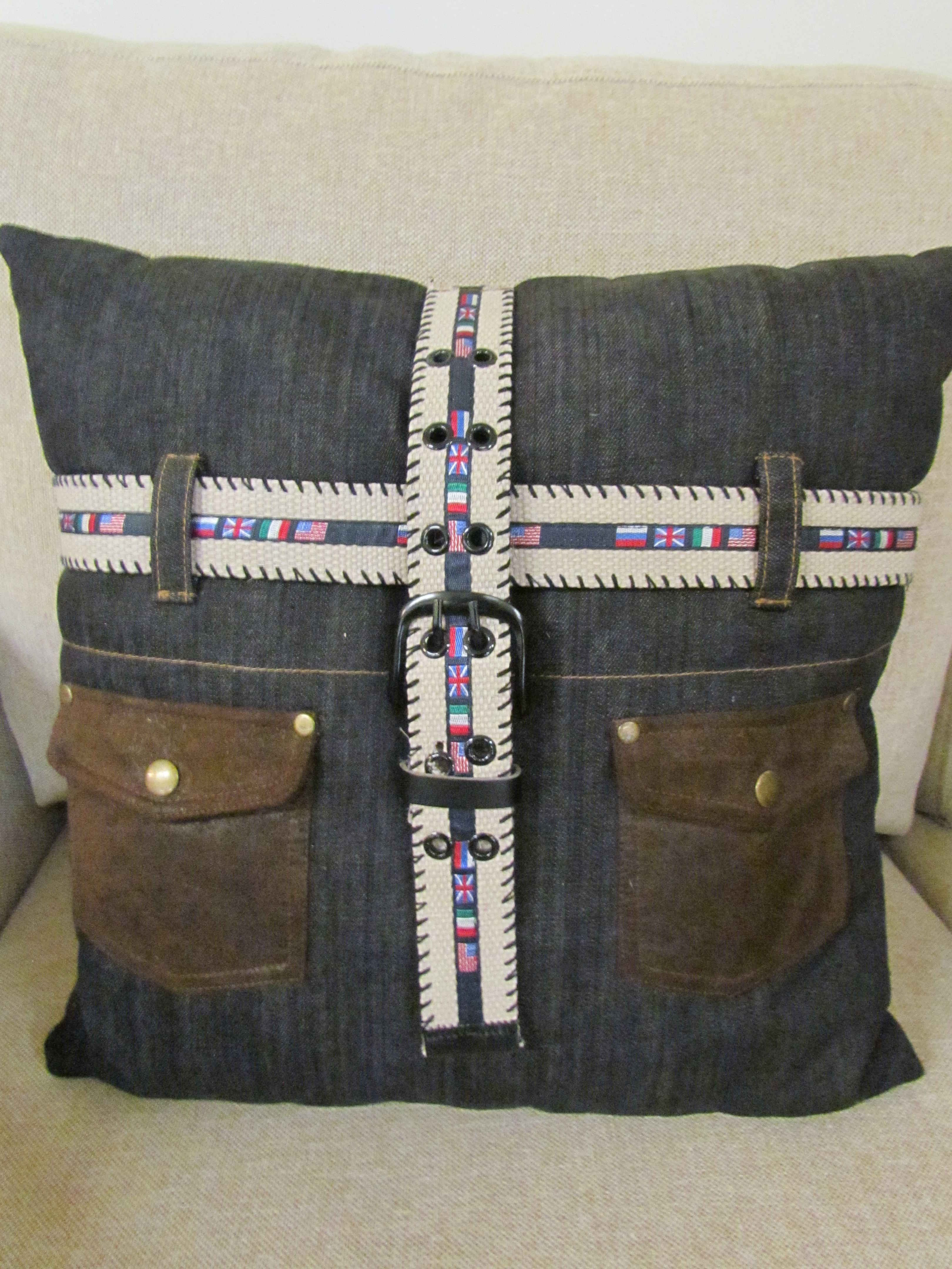 Farkku sisustustyyny