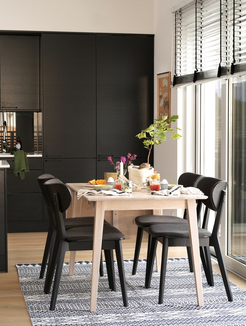 Rowico Filippa ruokapöytä klaffilla 120cm, valkopesty tammi