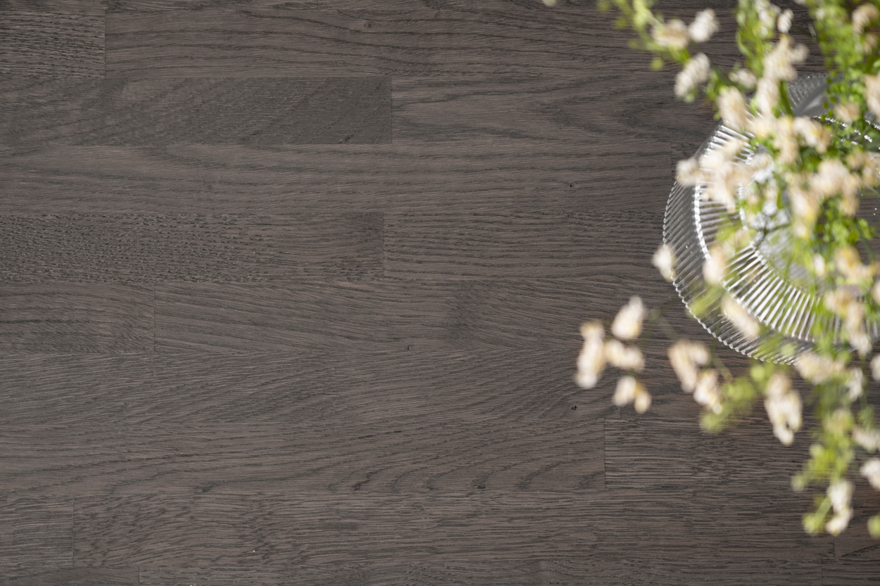 Rowico Fred Ruokapöytä, savu/musta