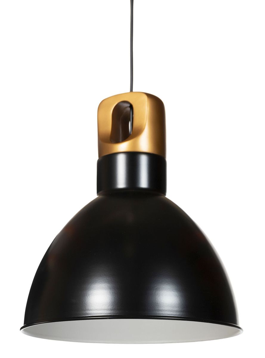 Cord-valaisimessa on tyylikäs musta varjostin, jota täydentää elegantti kullan sävyinen yläosa. Valaisin on varustettu kattopistokkeella ja ripustuslenkillä, mikä mahdollistaa nopean ja vaivattoman asennuksen koukkukiinnityksellä. Kattokuppi on suunnitelt