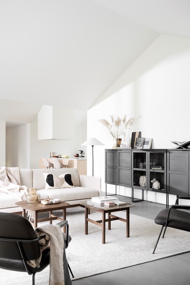 Rowico Hammond sohvapöytä 62x62cm, ruskea