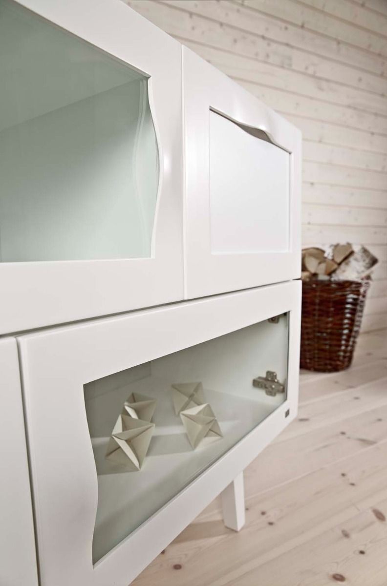 Hans K Rainbow-senkki, valkoinen