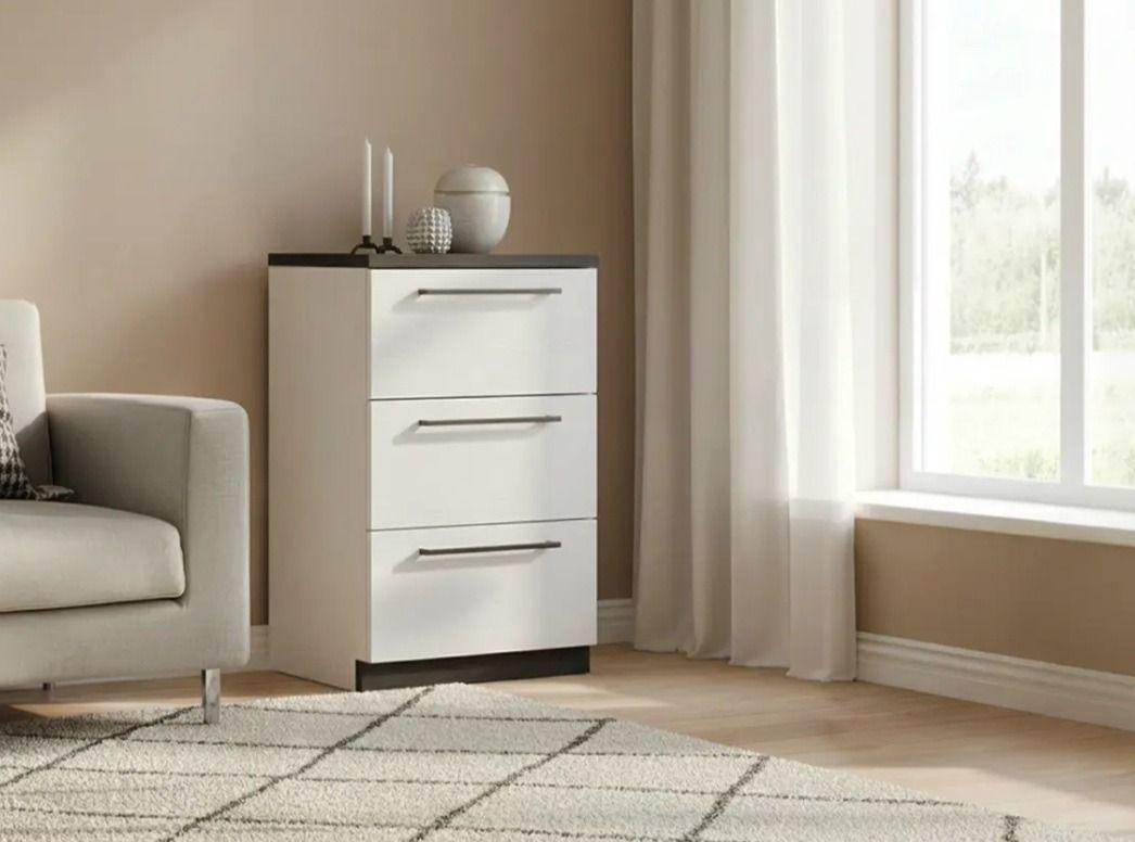 Havi lipasto 3-laatikolla, eri värejä