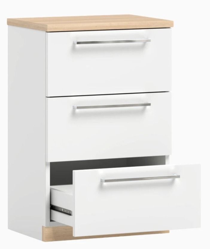 Havi lipasto 3-laatikolla, eri värejä