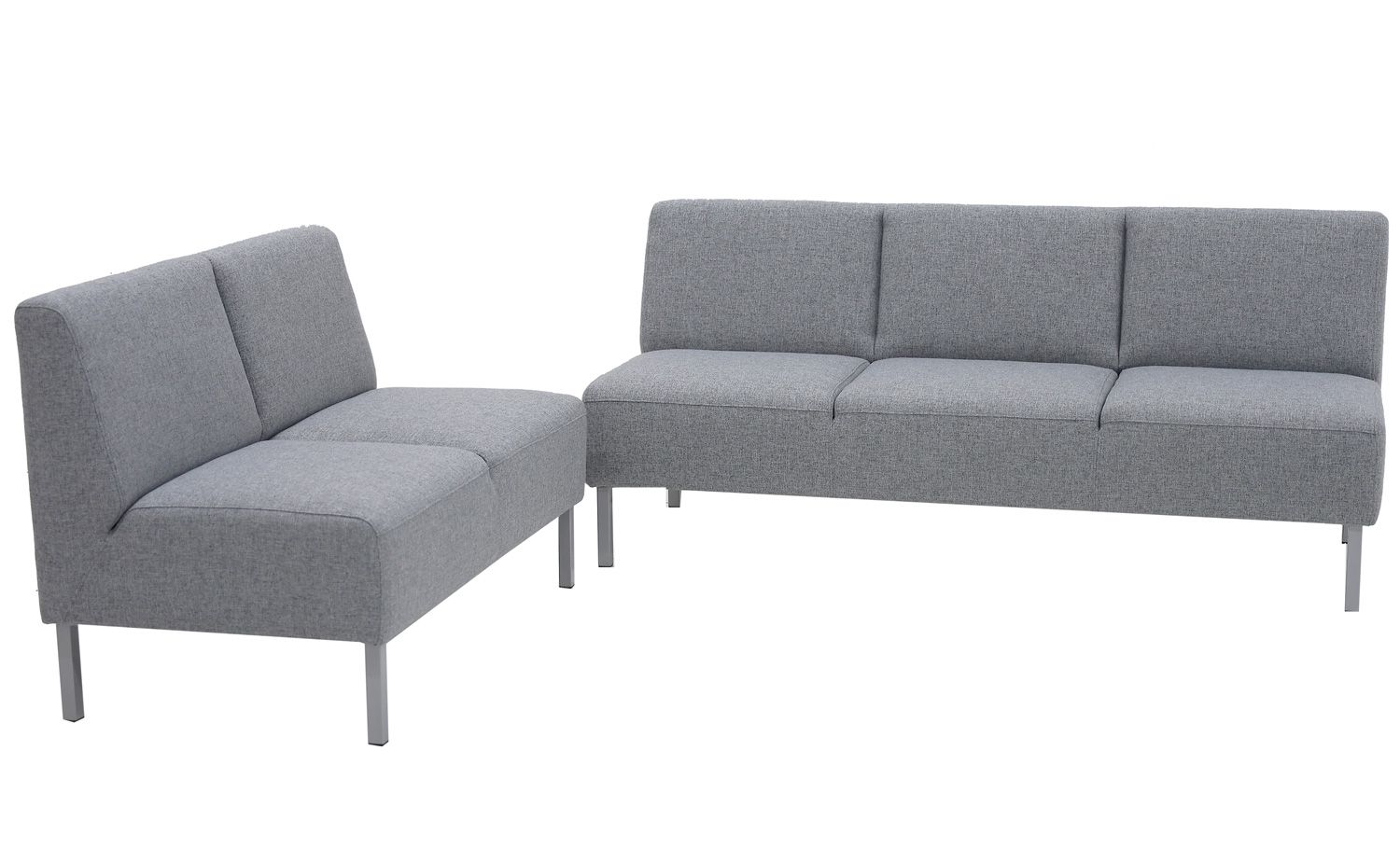 Herrala julkitilan sohvat, eri kokoja ja värejä