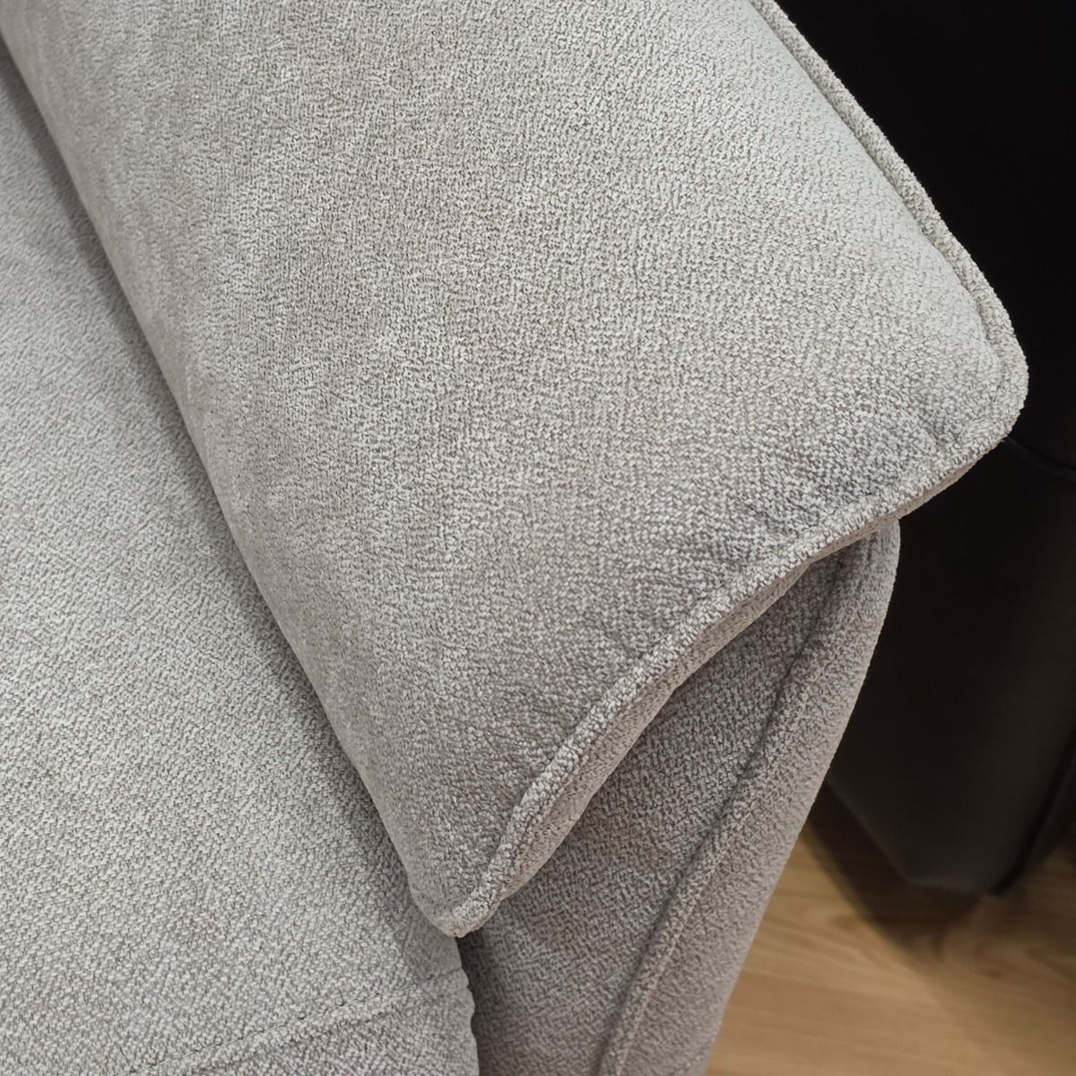 Iisa sähkömekanismituoli, beige kangas