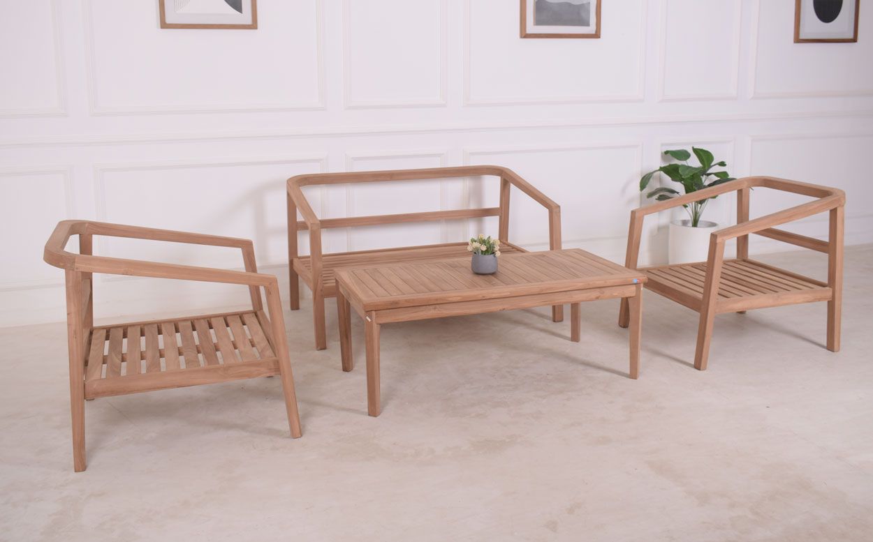 Bintan sohvaryhmä, tiikkiä