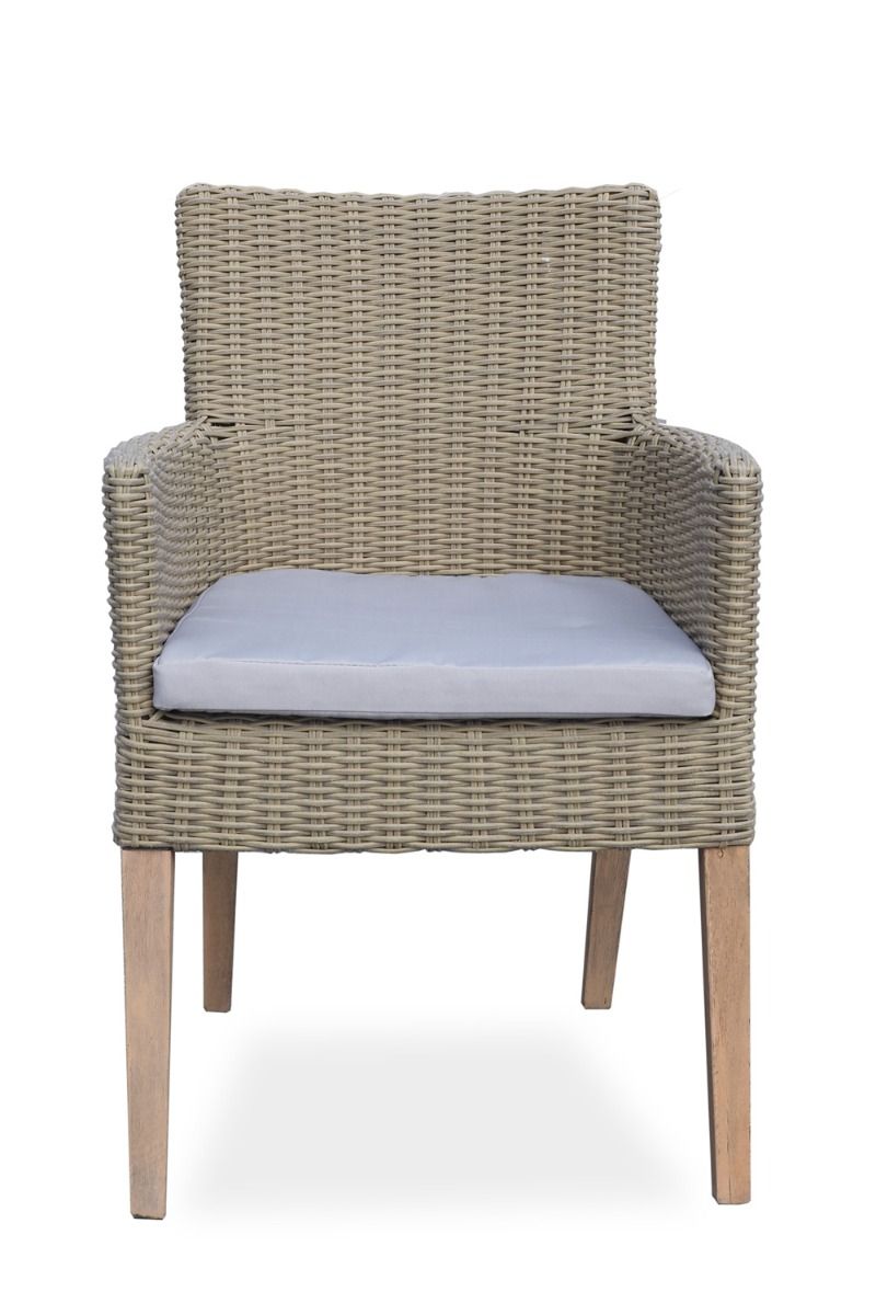 Java pyöreä terassipöytä 150 cm polyrottinkituoleilla