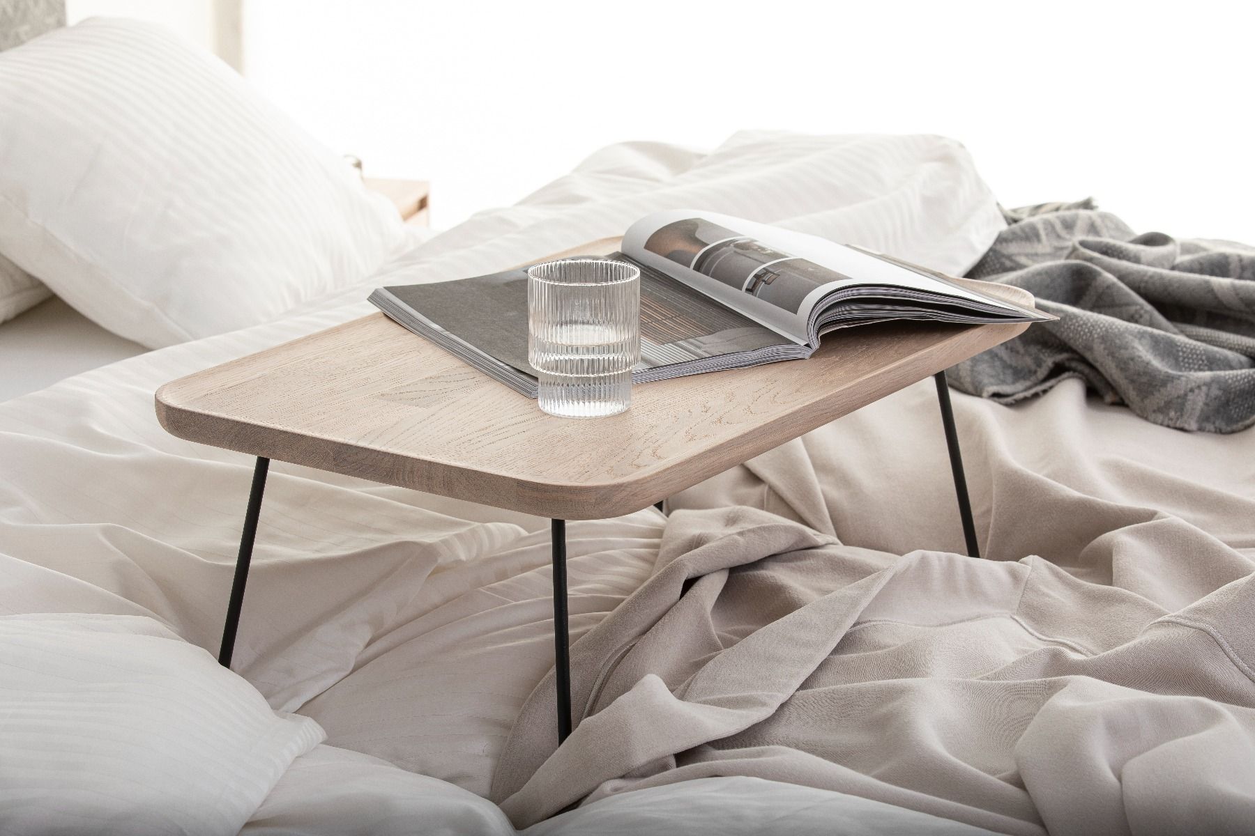 Jensen Add On sänkytarjotin, eri värejä