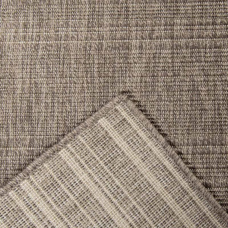 Kaisla vaaleanruskea matto, eri kokoja