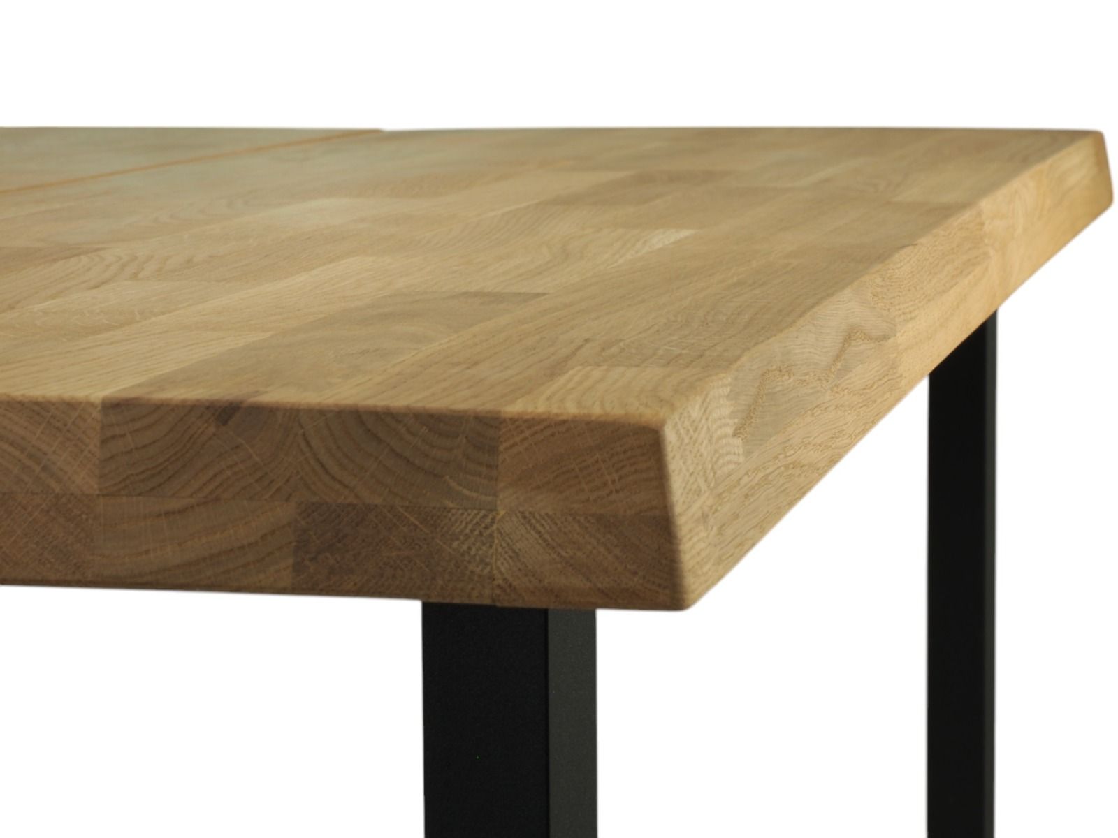 Koski tammi ruokaryhmä Bistro tuoleilla neljälle