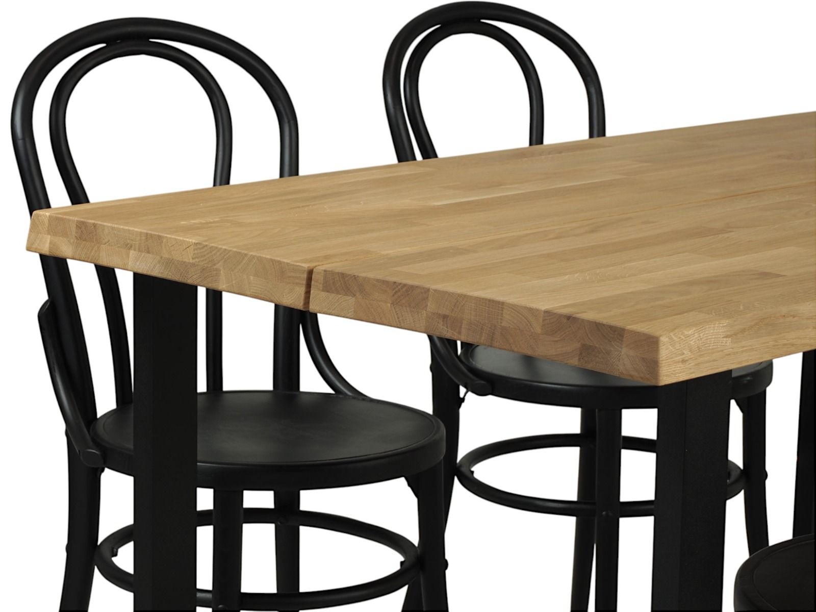 Koski tammi ruokaryhmä Bistro tuoleilla neljälle