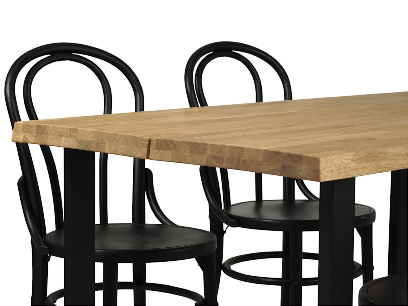 Koski tammi ruokaryhmä Bistro tuoleilla neljälle