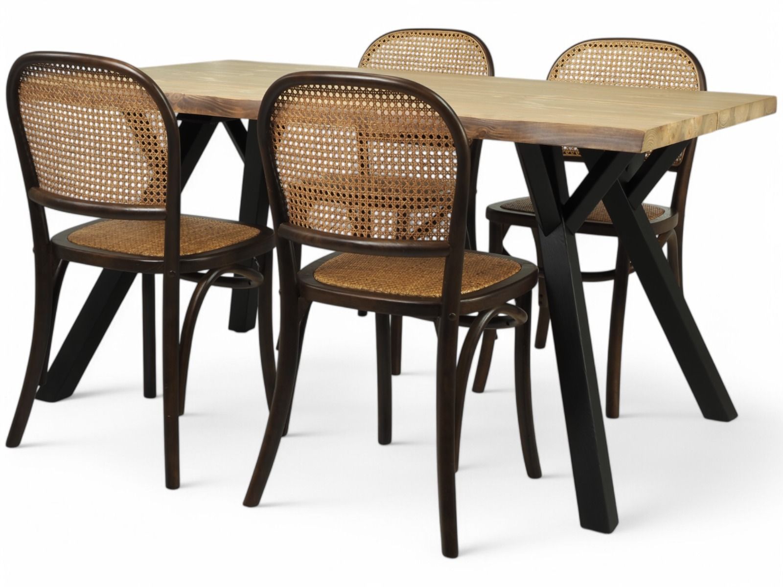 Lana-Capri ruokaryhmä neljälle, eri värejä