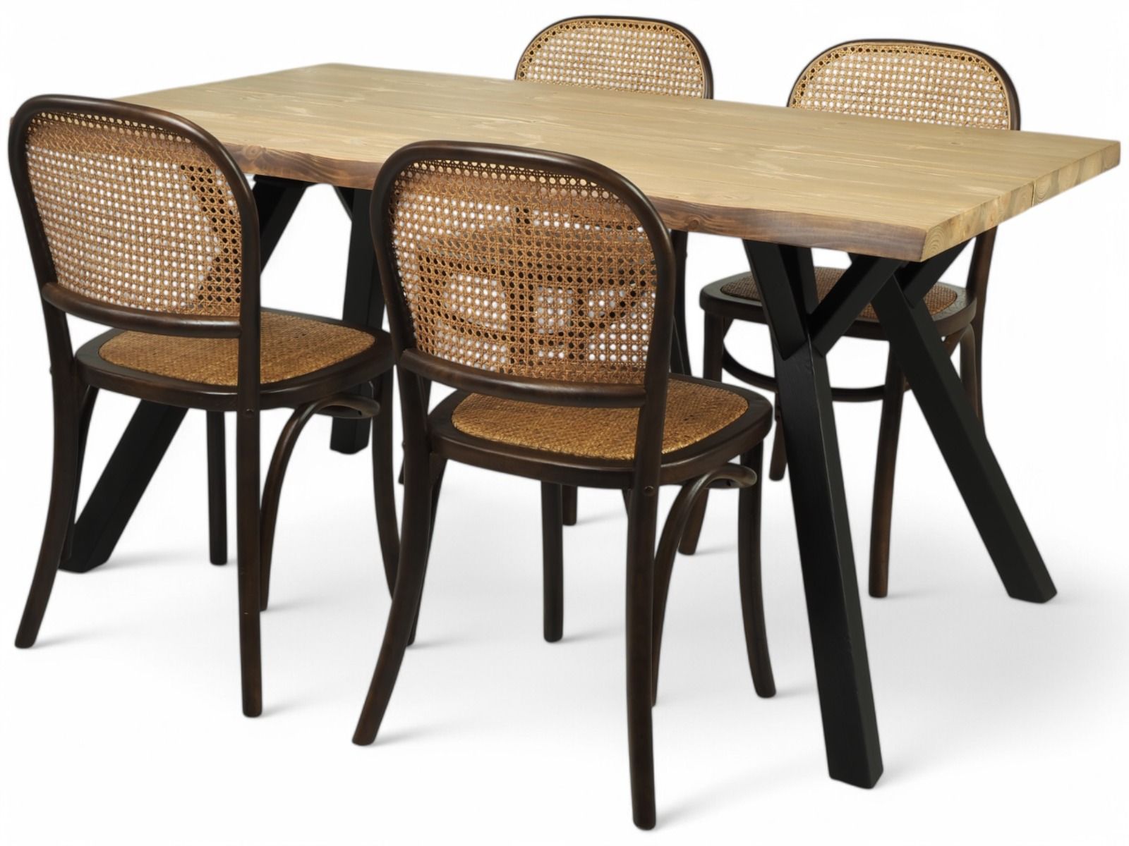 Lana-Capri ruokaryhmä neljälle, eri värejä