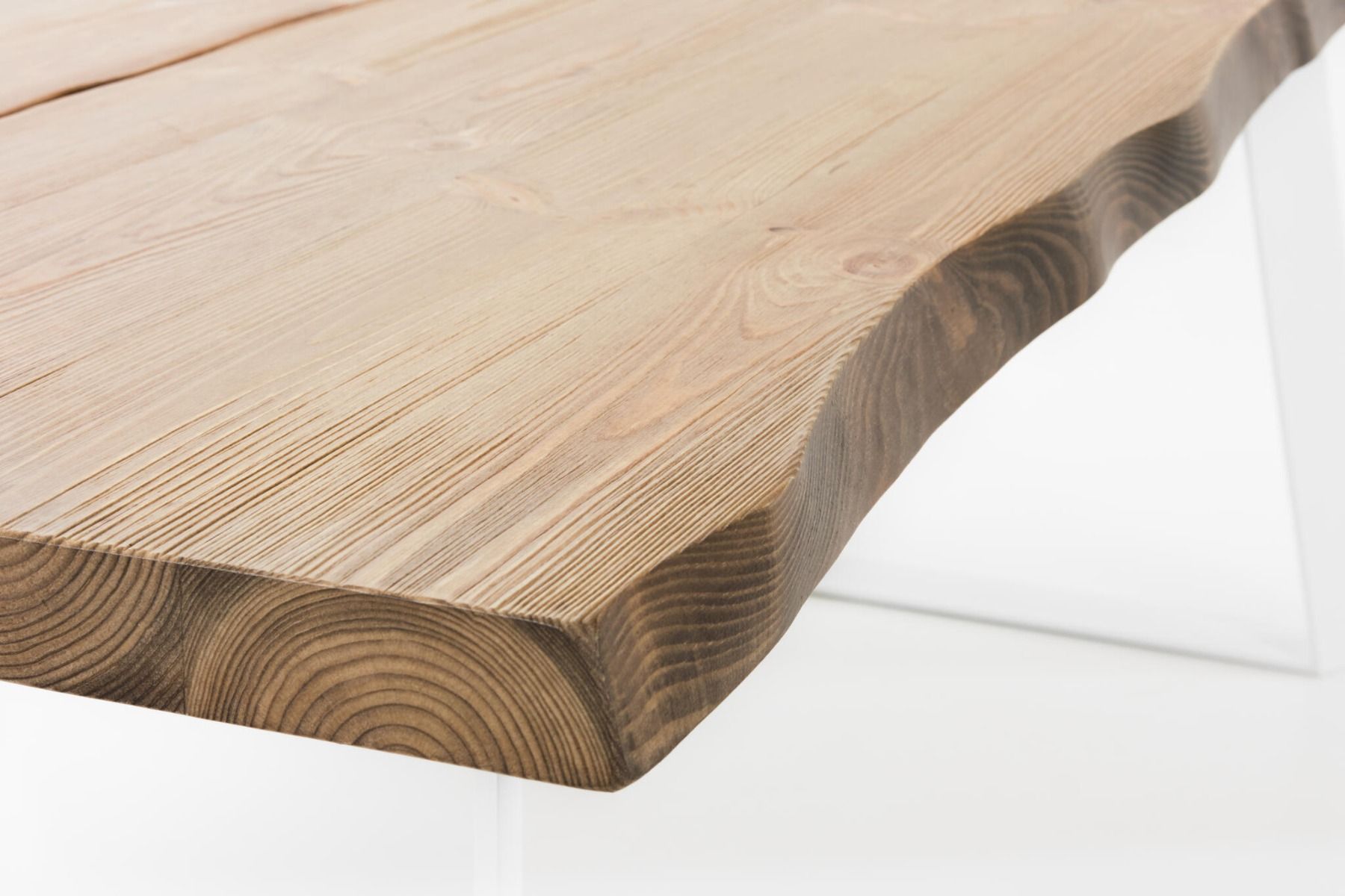 Lana lankkupöytä + 2 penkkiä, metallijaloilla