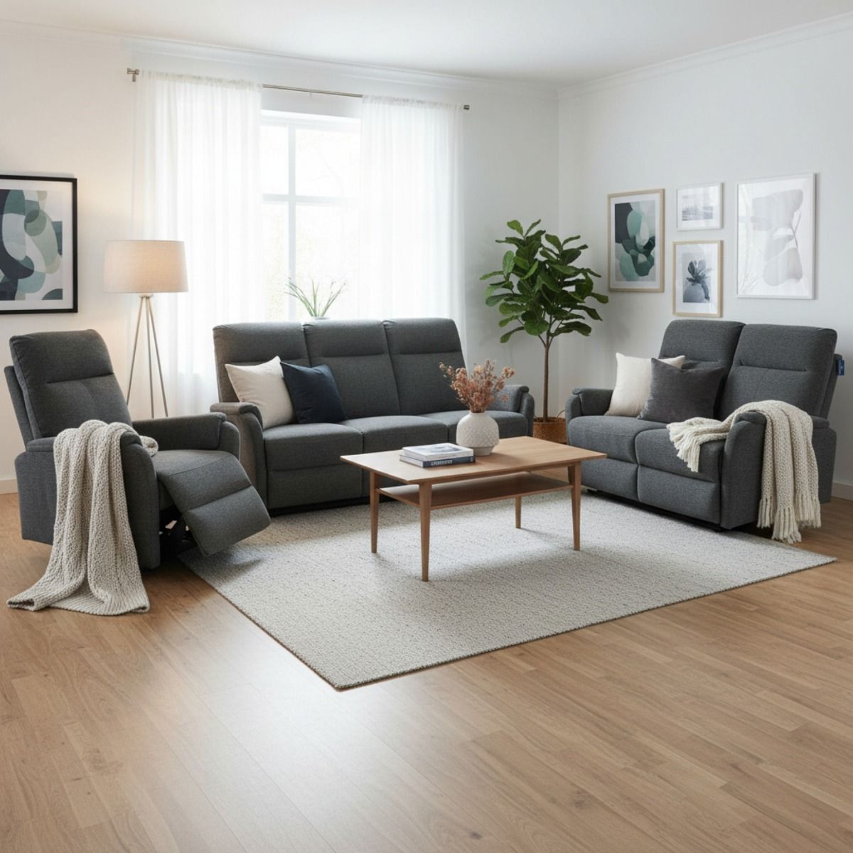 3+2+1 sohvakalusto sähkömekanismeilla tummanharmaana