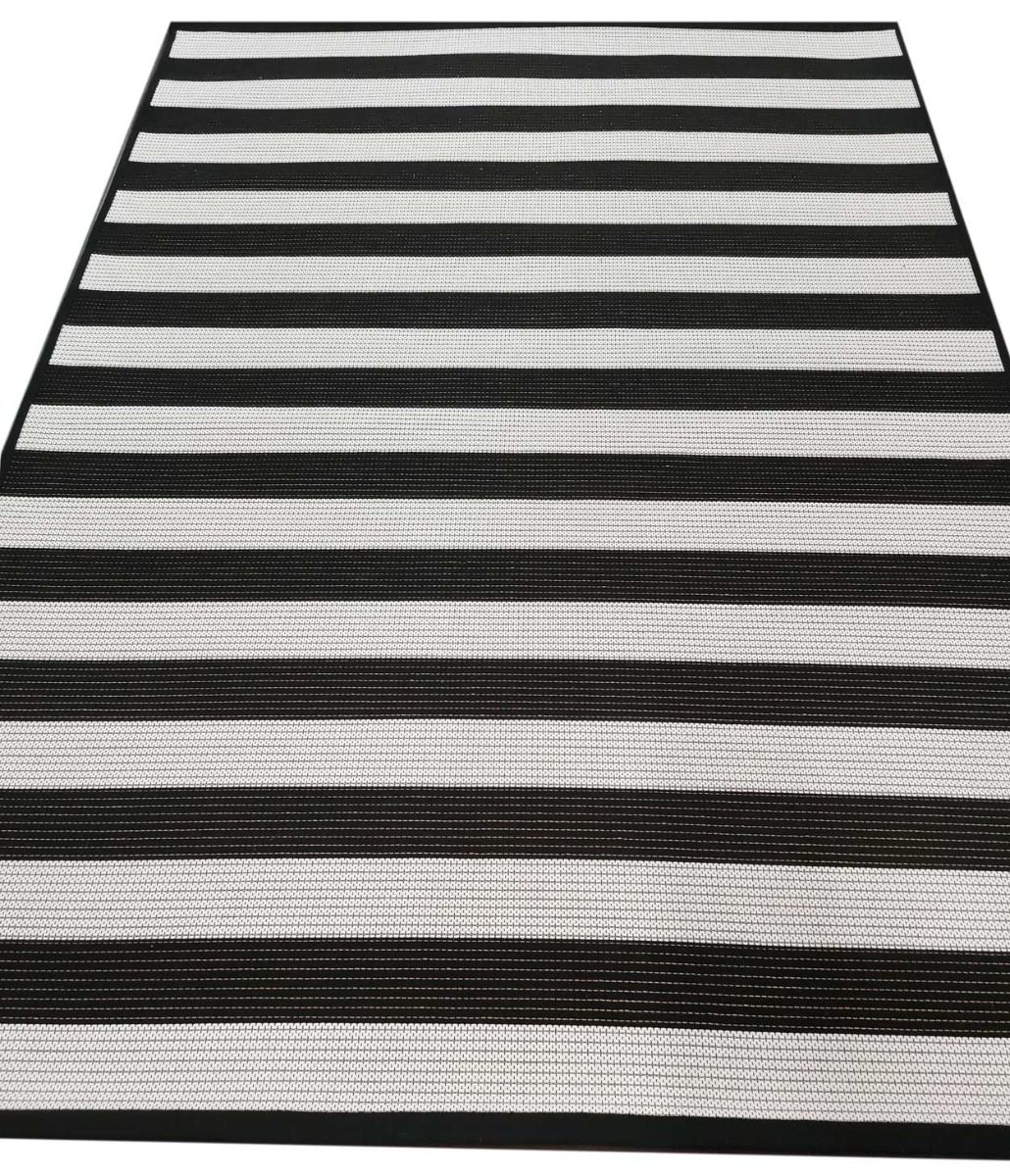 Irma Ylitalo Lumia musta/valkoinen, 160x230cm