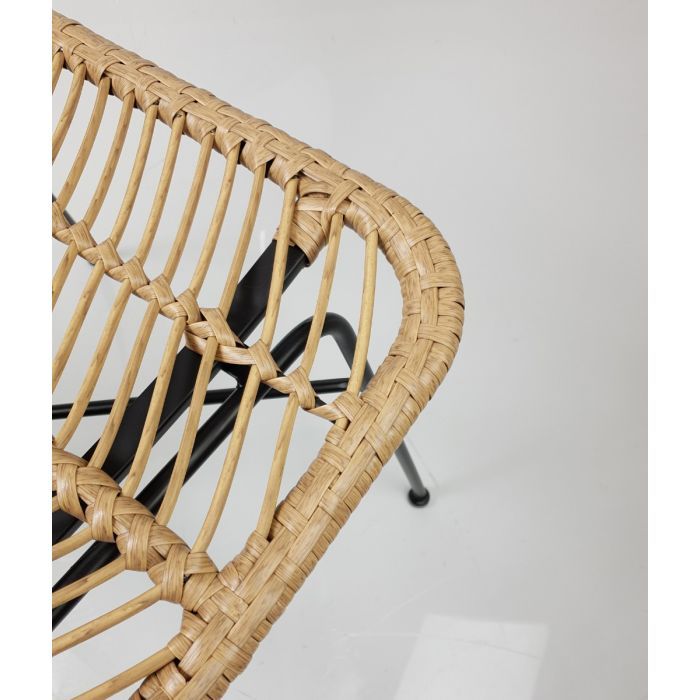 San marino pöytä + 4 Mikado polyrottinkituolia, eri värejä