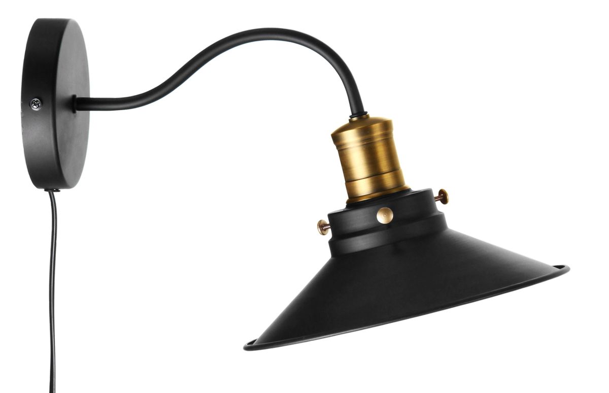 Lyyli on suutarinvalaisintyylinen seinävalaisin, jossa musta runko ja kullanhohtoinen kuvun sisäpinta luovat ylellisen ja elegantin ilmeen.