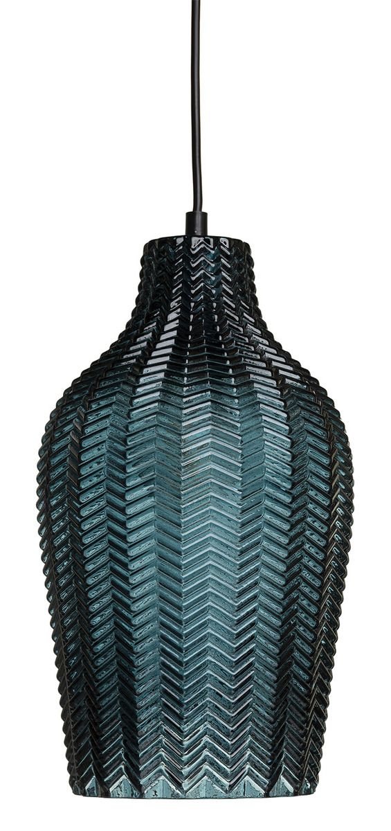 Magia on viehättävä, sinisävyinen lasinen riippuvalaisin, joka tuo tilaan raikkautta ja sävyä. Sen elegantti muotoilu tekee siitä erinomaisen valinnan esimerkiksi ruokapöydän ylle tunnelmaa luomaan. 