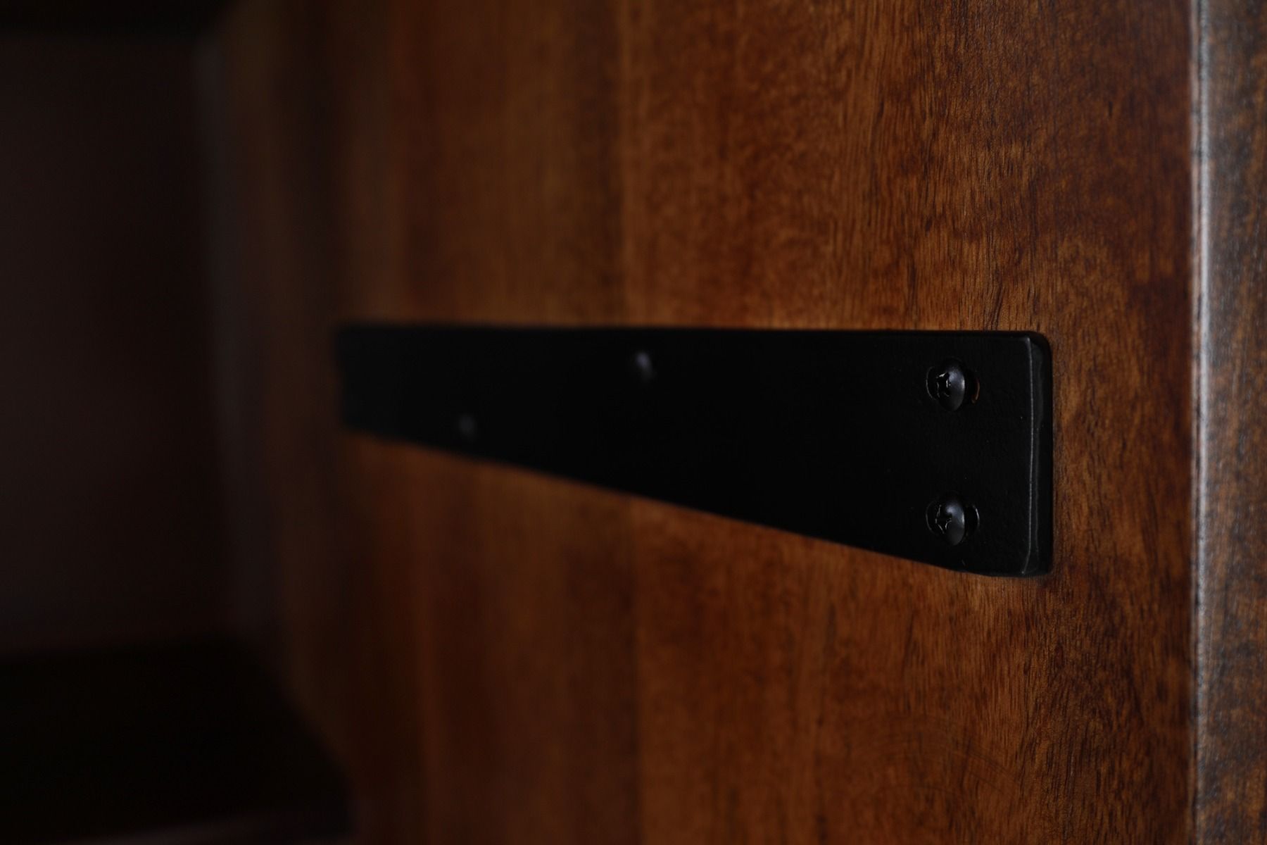 Mango kaappi ruskea 90cm