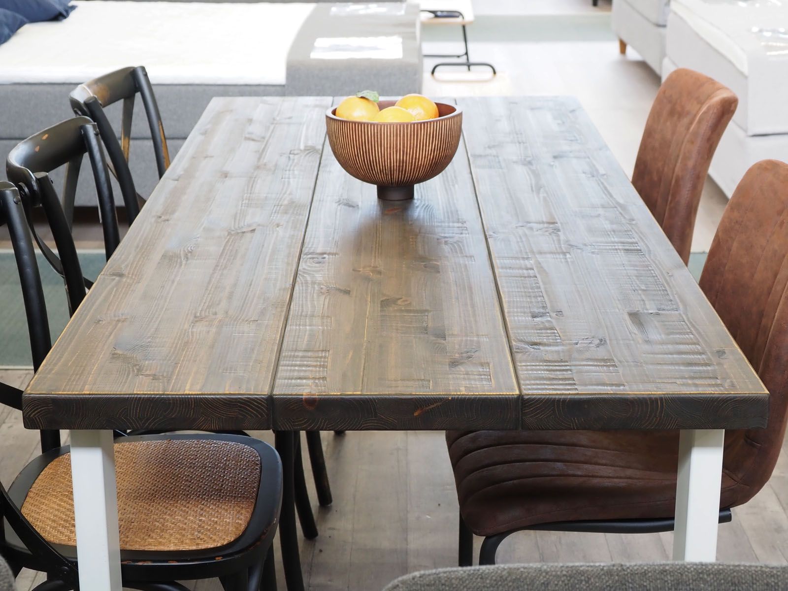 Anttiina Maradona-ruokapöytä 190cm, savu