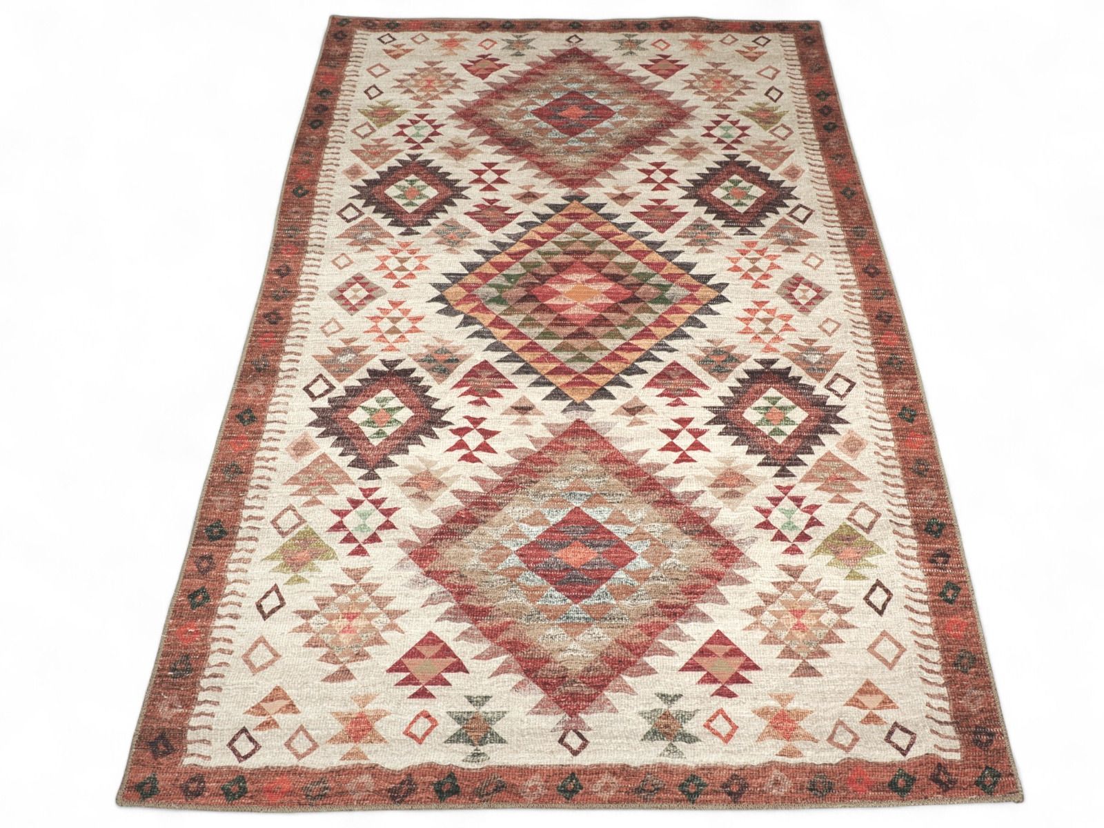 Monifa matto, eri kokoja