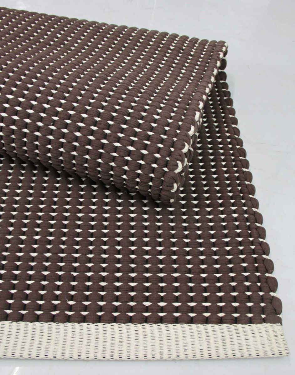 Hanna Korvela Duetto2 matto, ruskea/valk 140x200cm