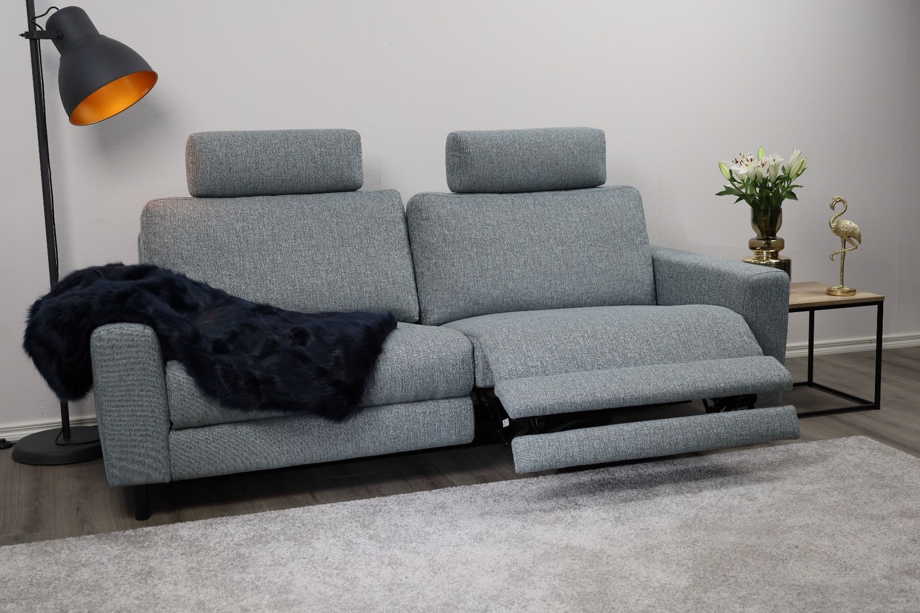 PK Manhattan sähkösäätösohva 2-mekanismia, kangasverhoiltu