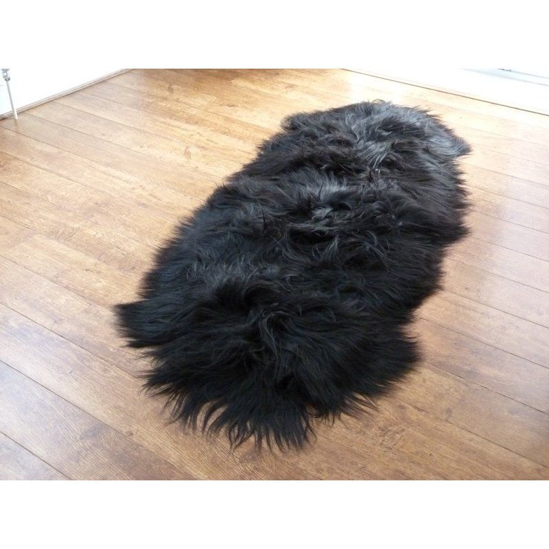 Musta lampaantalja, Icelandic x2, erikoispitkä, pitkä karva