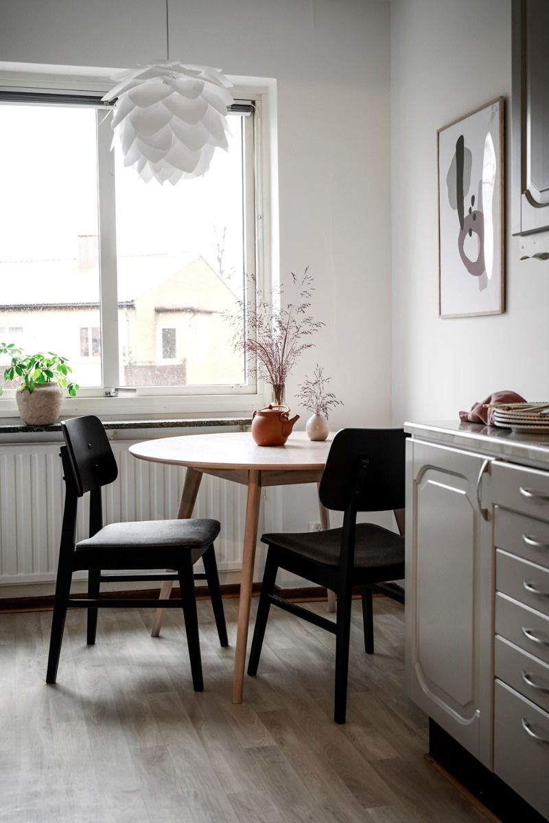 Rowico Yumi ruokapöytä 115cm, valkopesty tammi