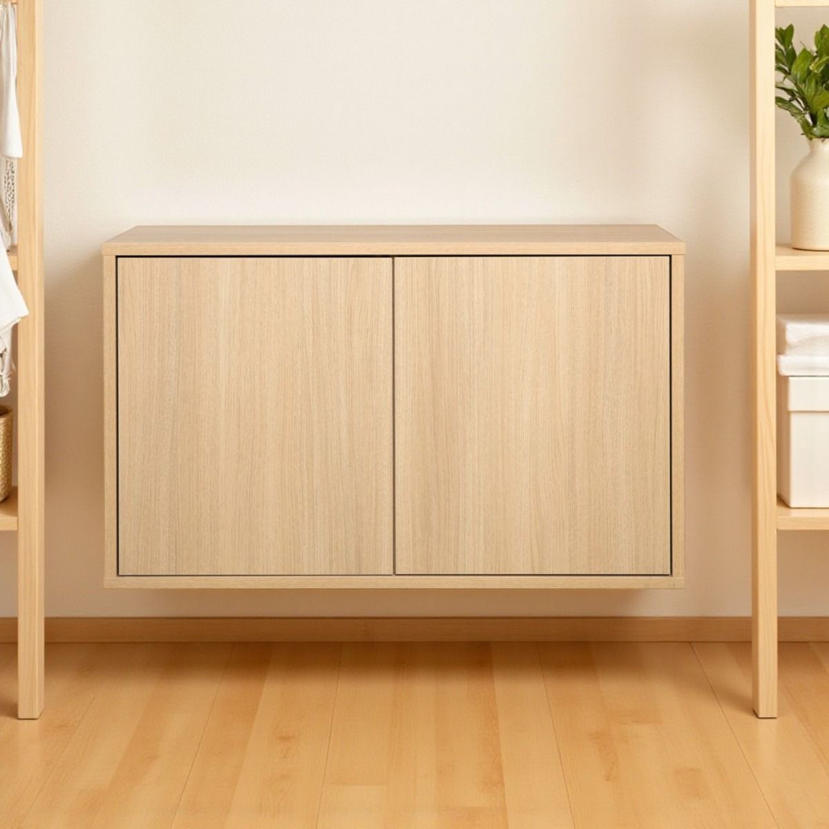 LM Ojala Niitty seinään asennettava ovikaappi Nro4, eri värejä