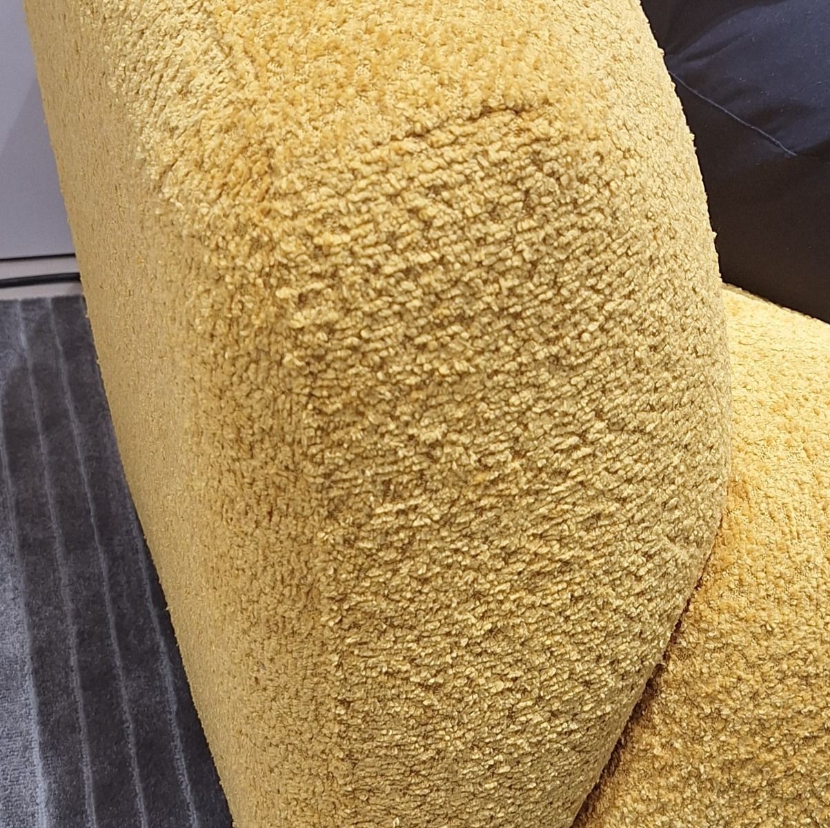 Nova 3-istuttava sohva, keltainen