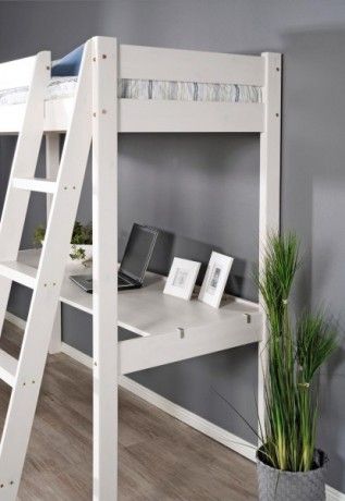 Parvisänkyyn tuleva valkoinen työtaso