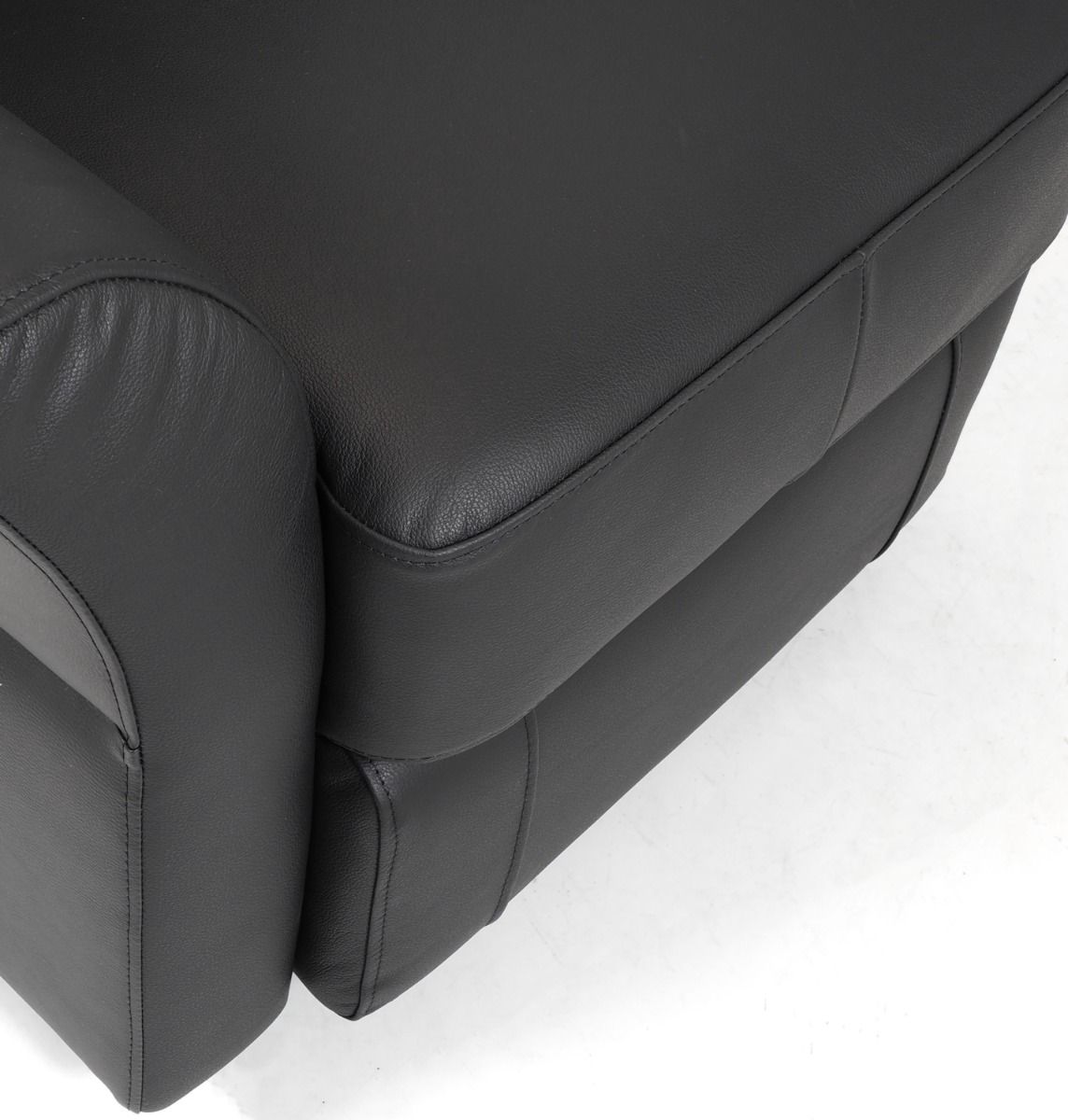 Kotimainen Oodi mekanismituoli, musta nahka