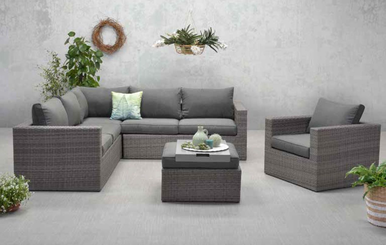 Orangebird kulmasohvasetti, eri kokoja